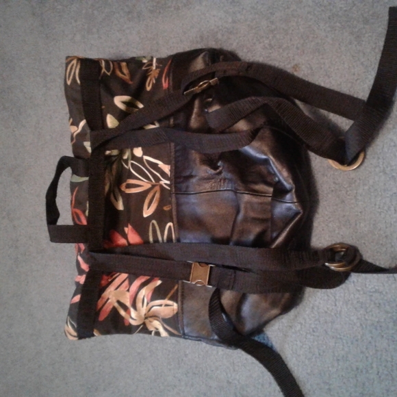 Woman's backpack - Picture 4 of 6